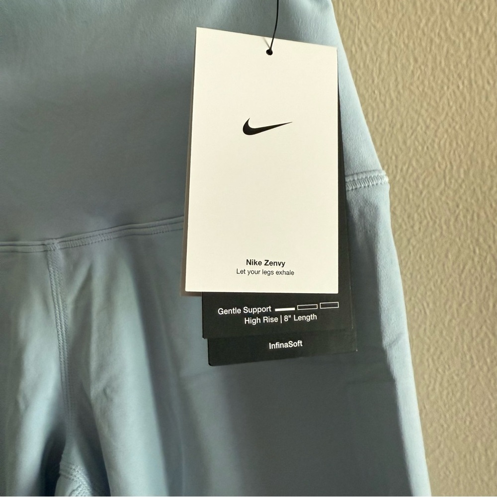 Nike Zenvy Women's Gentle-Support High-Waisted 8" Biker Shorts Blue Sz Small NWT - Picture 3 of 4